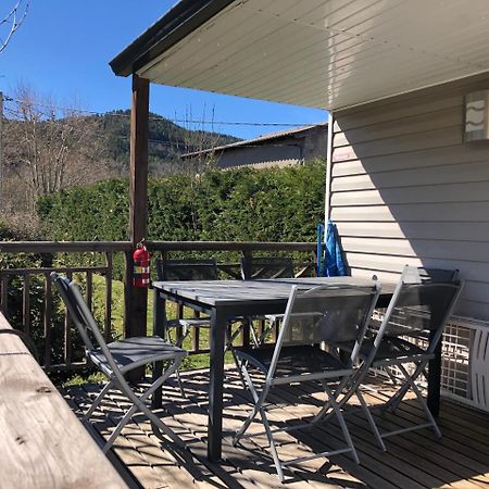 Camping La Mare Aux Fees Hotel Roquefeuil Kültér fotó