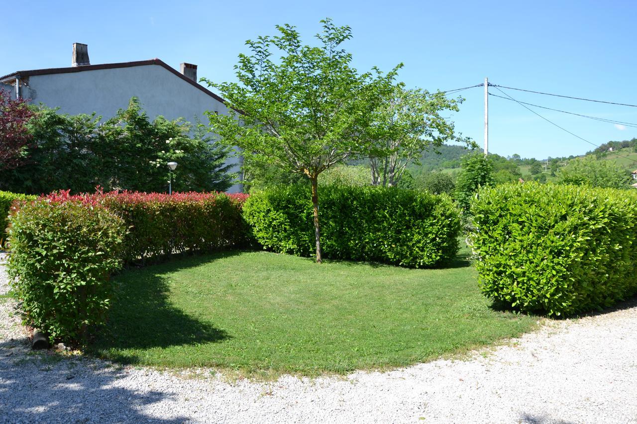 Camping La Mare Aux Fees Hotel Roquefeuil Kültér fotó