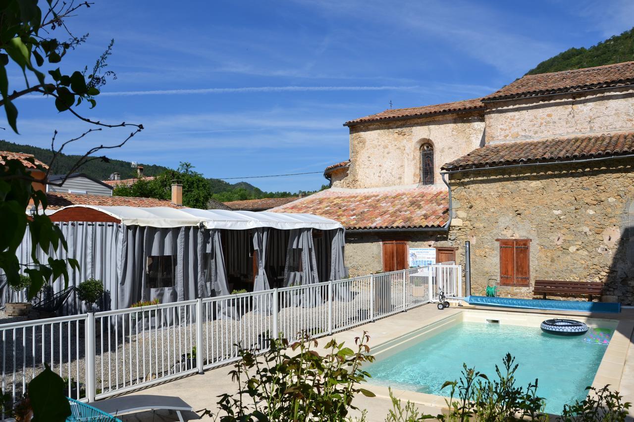 Camping La Mare Aux Fees Hotel Roquefeuil Kültér fotó