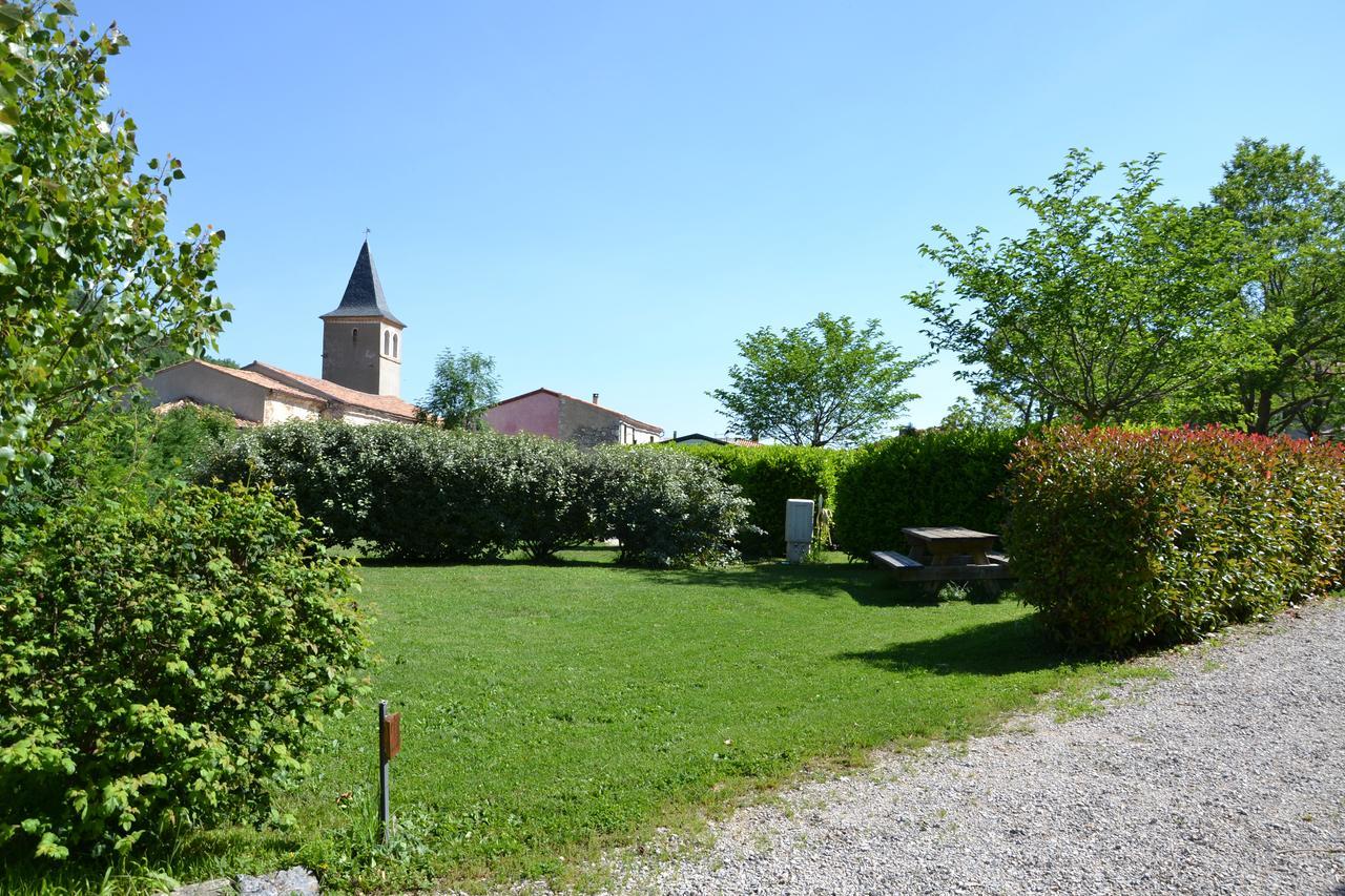 Camping La Mare Aux Fees Hotel Roquefeuil Kültér fotó