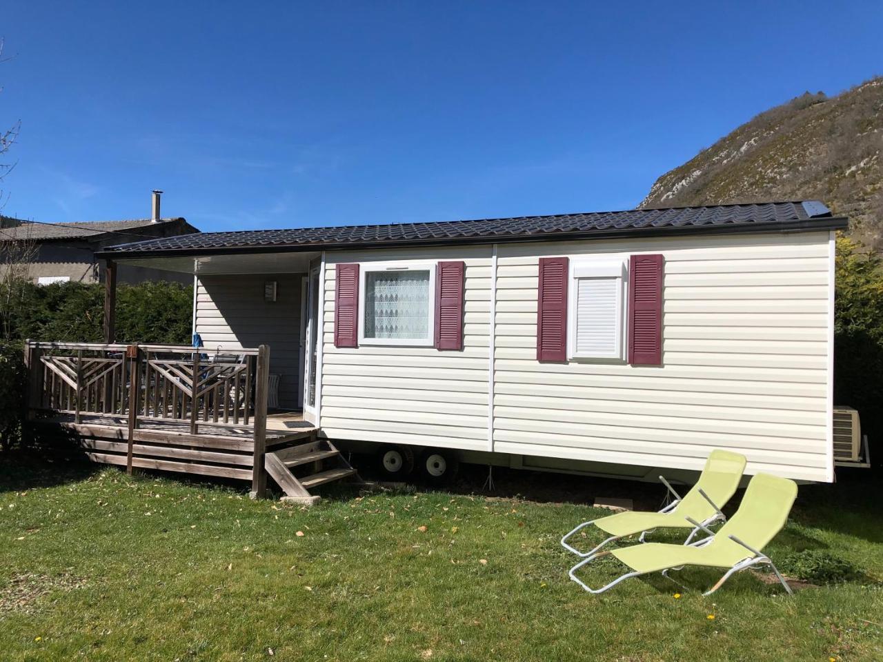 Camping La Mare Aux Fees Hotel Roquefeuil Kültér fotó